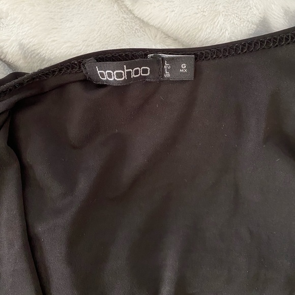 Boohoo Wrap around top - Picture 3 of 5